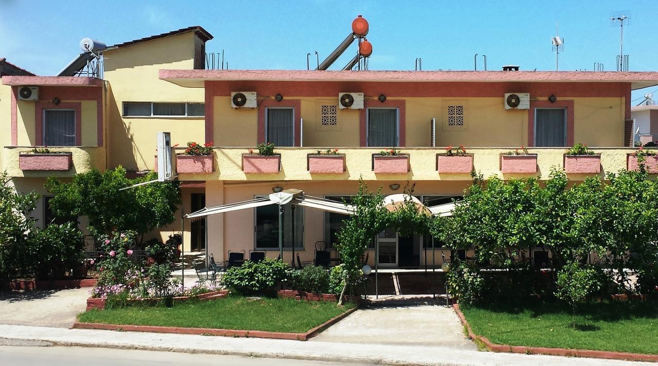 Agios Nikolaos  Intos Apartments מראה חיצוני תמונה